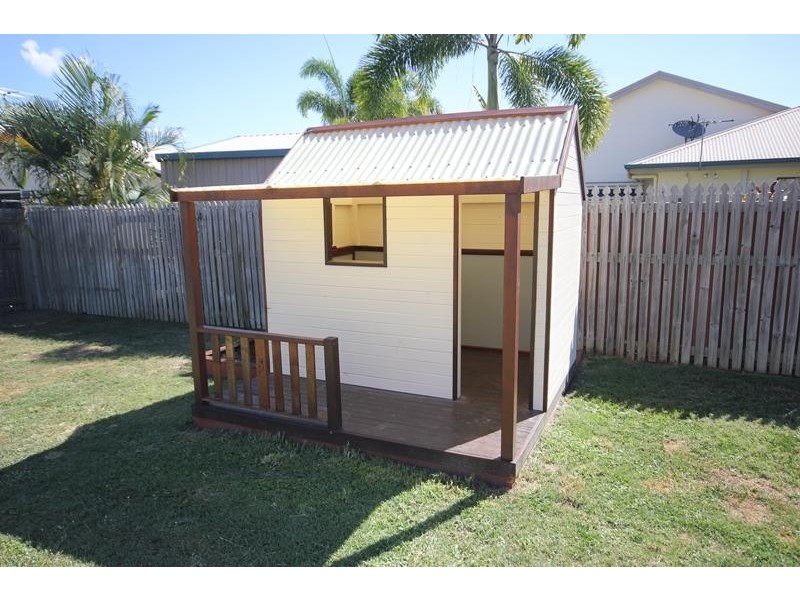 11 Riley  Circuit, Kirwan QLD 4817