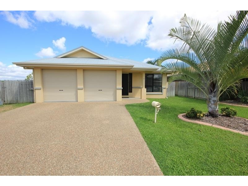 13 Constable Circuit, Kirwan QLD 4817