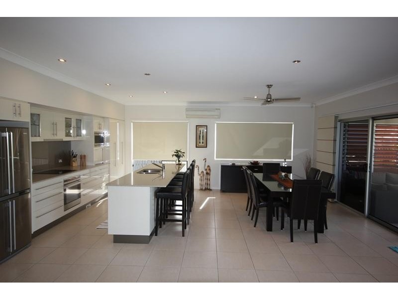 10 Albatross Court, Kirwan QLD 4817