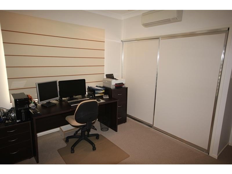 10 Albatross Court, Kirwan QLD 4817