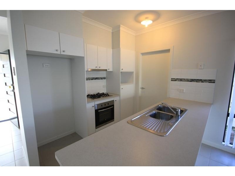 54E Dunlop Street, Kelso QLD 4815