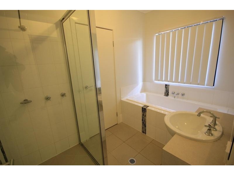 54E Dunlop Street, Kelso QLD 4815