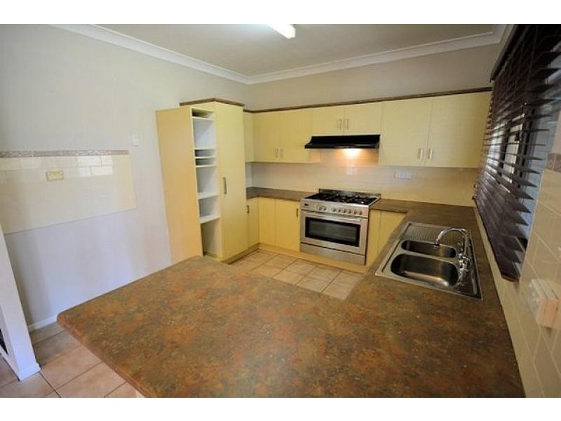 10 Homestead Court, Bluewater QLD 4818