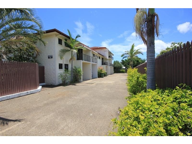 4/146 Queen  Street, Hermit Park QLD 4812