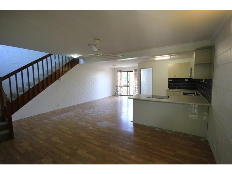 4/146 Queen  Street, Hermit Park QLD 4812