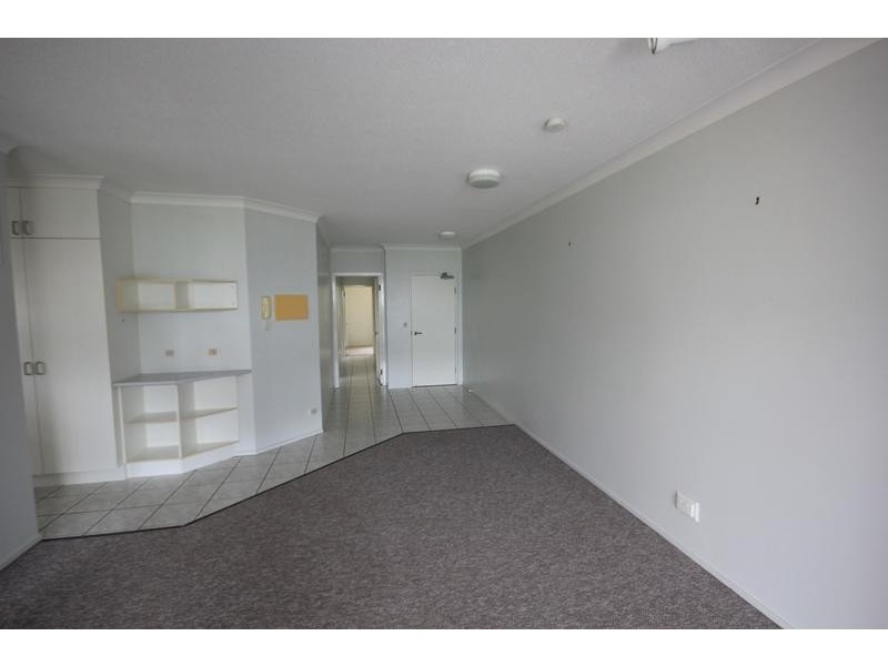 4/377 Stanley  Street, North Ward QLD 4810