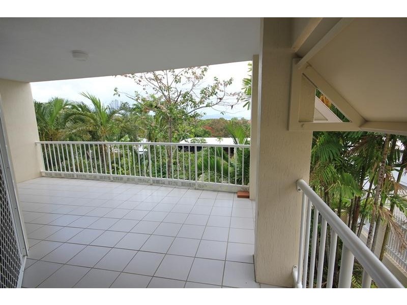 4/377 Stanley  Street, North Ward QLD 4810