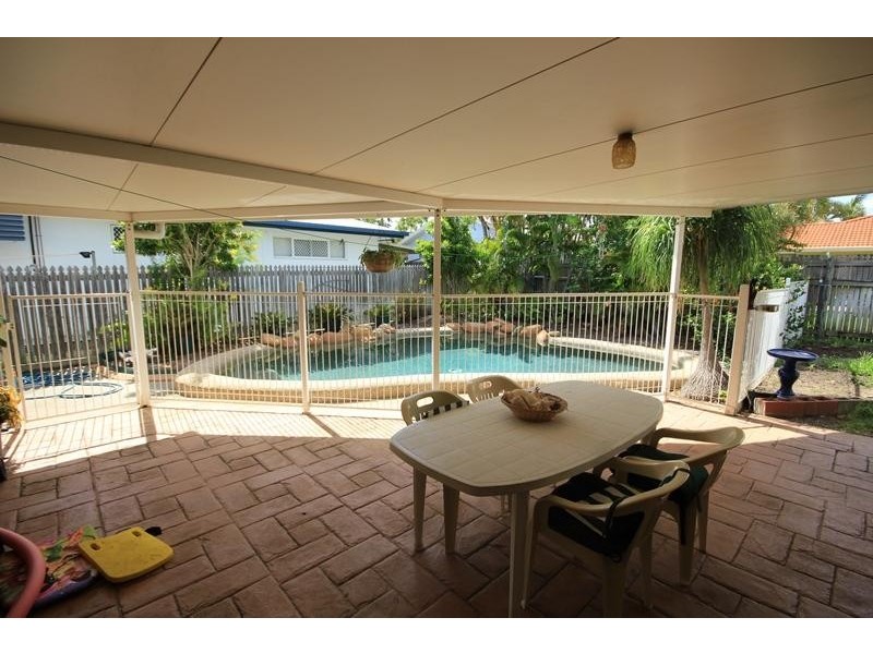 2 Grasmere Court, Kirwan QLD 4817