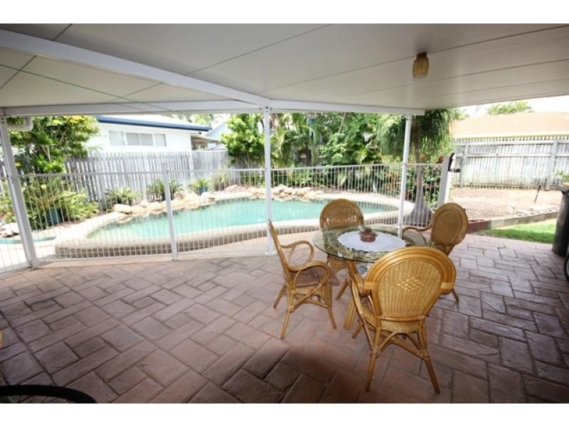 2 Grasmere Court, Kirwan QLD 4817