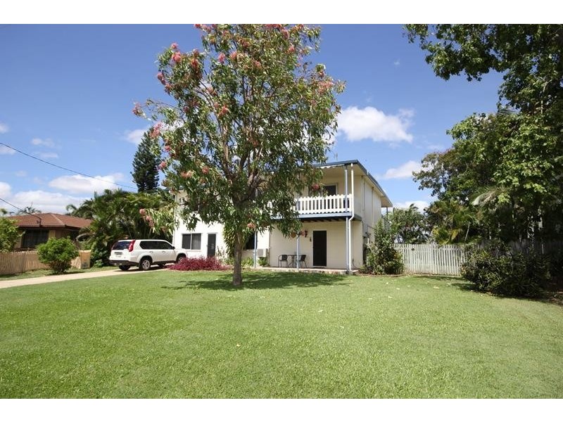 26 Roberts Towns  Crescent, Condon QLD 4815