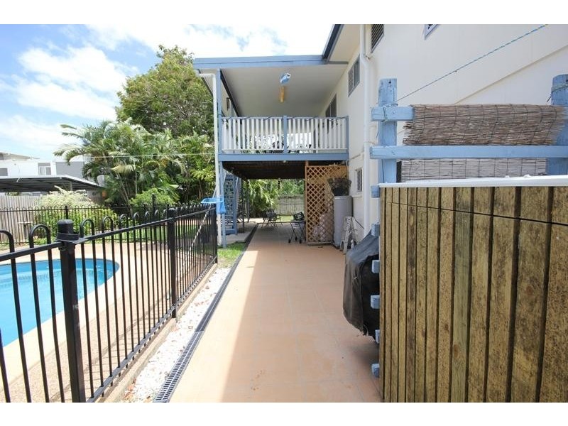 26 Roberts Towns  Crescent, Condon QLD 4815