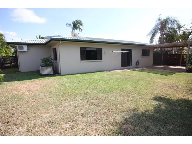 9 Honeysuckle  Drive, Annandale QLD 4814