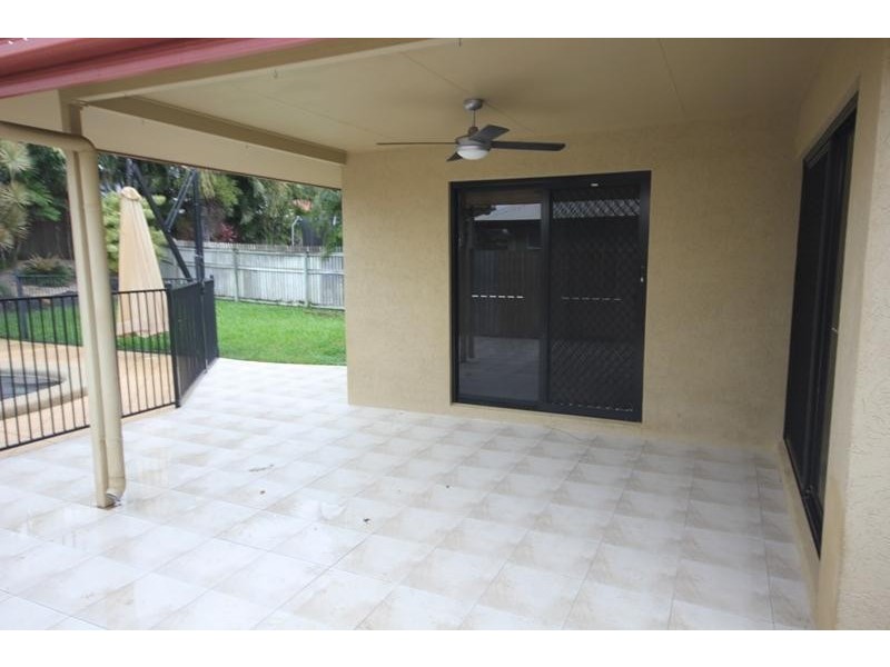 28 Warbler Crescent, Douglas QLD 4814