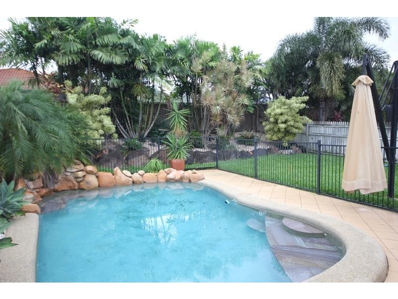 28 Warbler Crescent, Douglas QLD 4814