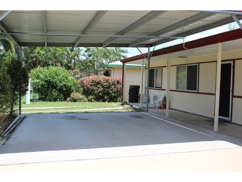 15 Badelona Street, Cranbrook QLD 4814