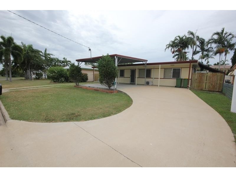 15 Badelona Street, Cranbrook QLD 4814