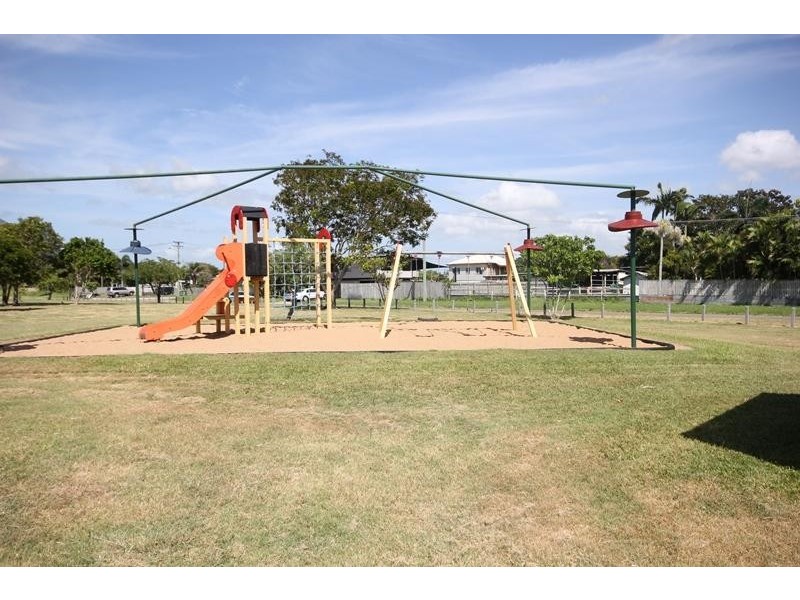 60 Forbes Street, Cluden QLD 4811