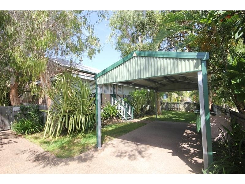 13A Harold Street, West End QLD 4810
