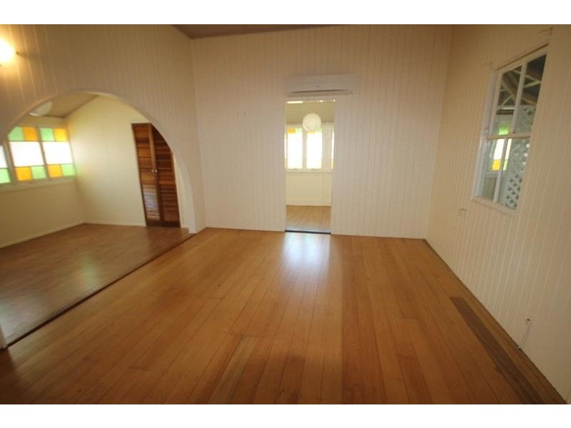 13A Harold Street, West End QLD 4810