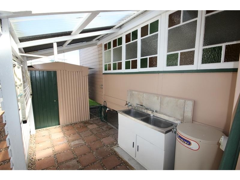 13A Harold Street, West End QLD 4810