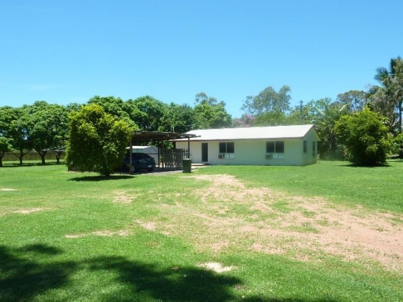 37 Toolakea Beach Road, Bluewater QLD 4818