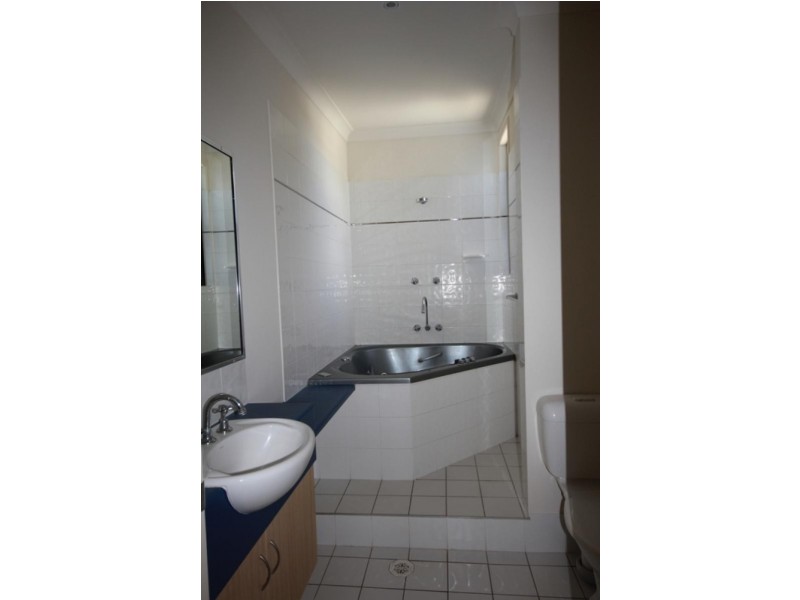 5/33 McIlwraith Street, South Townsville QLD 4810