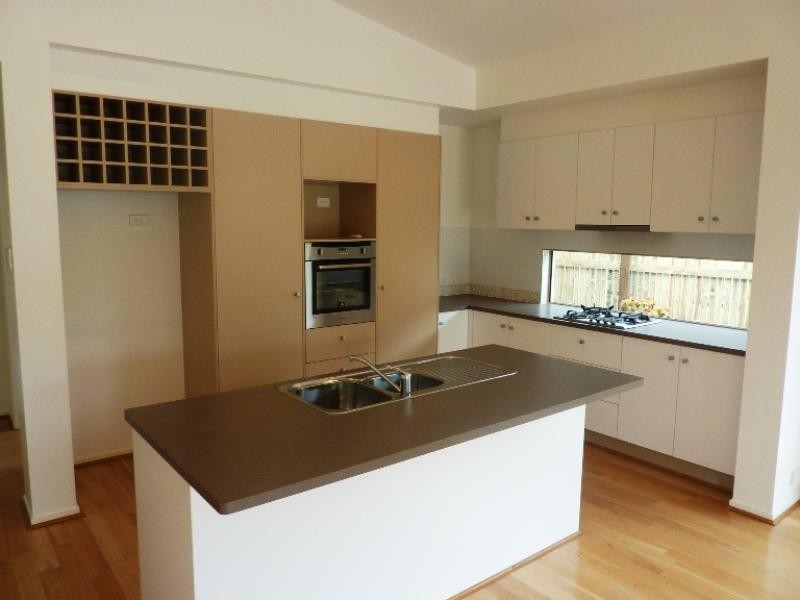 32 Dunlop Street, Kelso QLD 4815