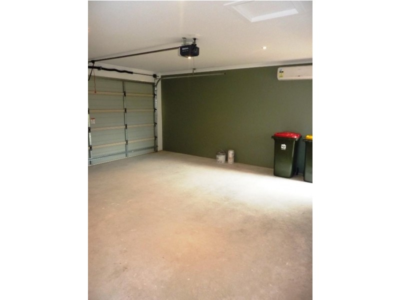 32 Dunlop Street, Kelso QLD 4815