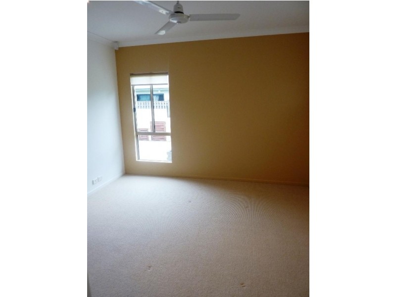 32 Dunlop Street, Kelso QLD 4815