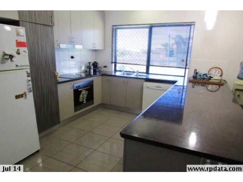 27 Kroymans Drive, Mount Louisa QLD 4814