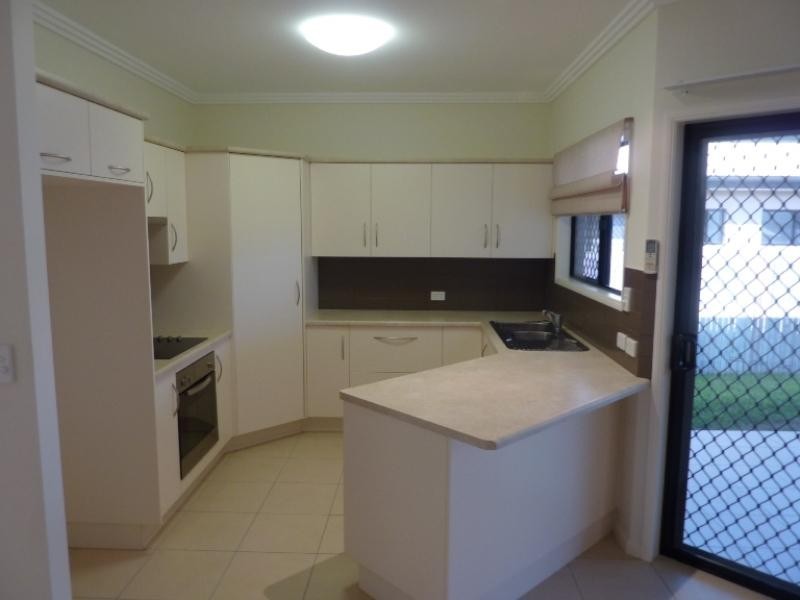 5 Keeper Court, Mount Louisa QLD 4814