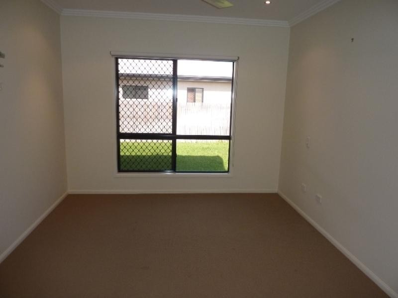 5 Keeper Court, Mount Louisa QLD 4814