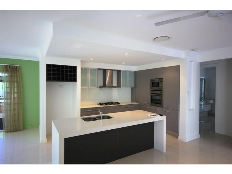 30 Dunlop Street, Kelso QLD 4815