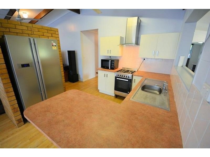 9 Heferen Crescent, Black River QLD 4818