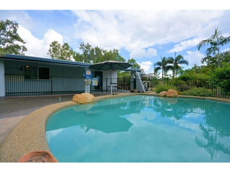 9 Heferen Crescent, Black River QLD 4818