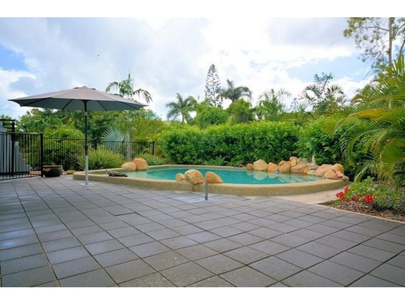 9 Heferen Crescent, Black River QLD 4818