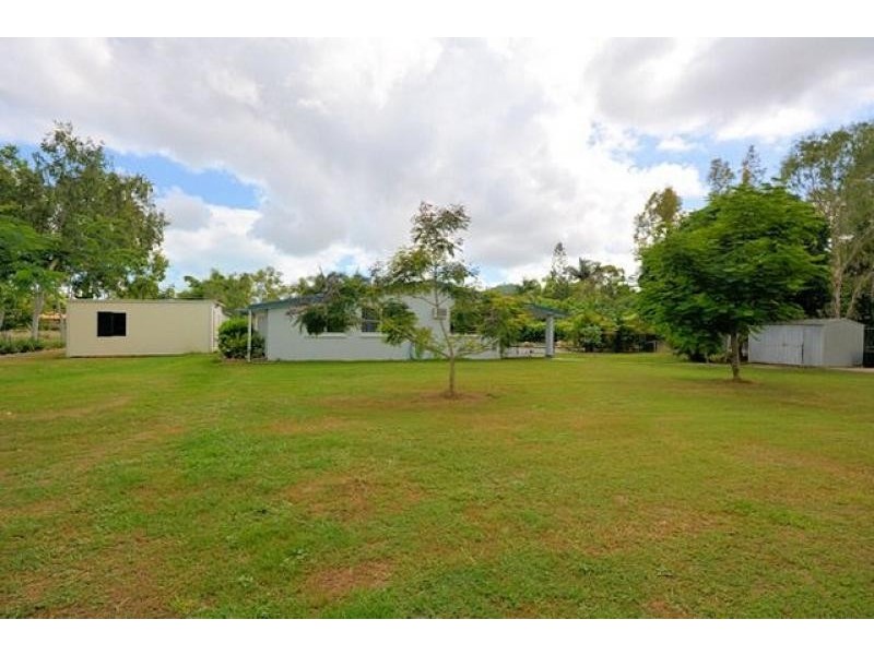 9 Heferen Crescent, Black River QLD 4818