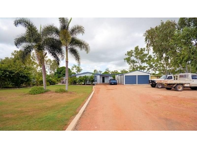 9 Heferen Crescent, Black River QLD 4818