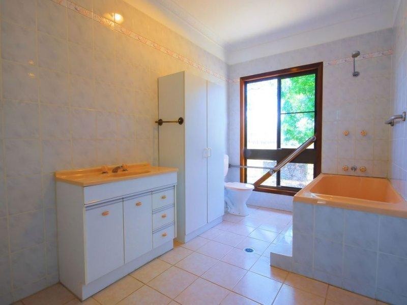 12 Holstein  Place, Black River QLD 4818