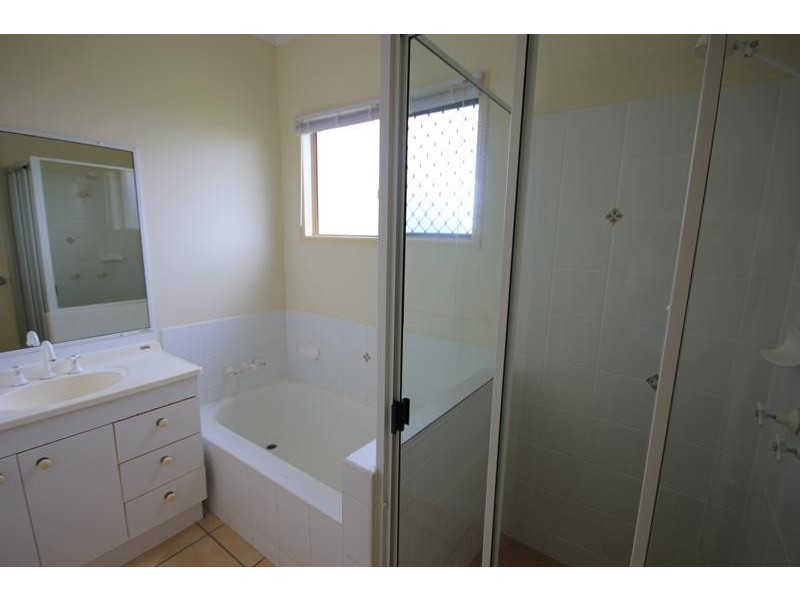 31 Rio Vista Way, Kirwan QLD 4817