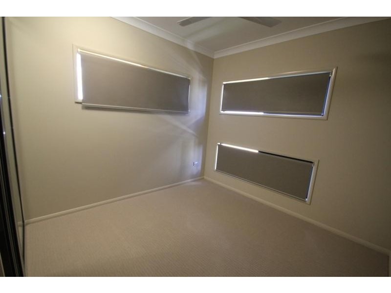 10b Sunhaven Boulevard, Burdell QLD 4818