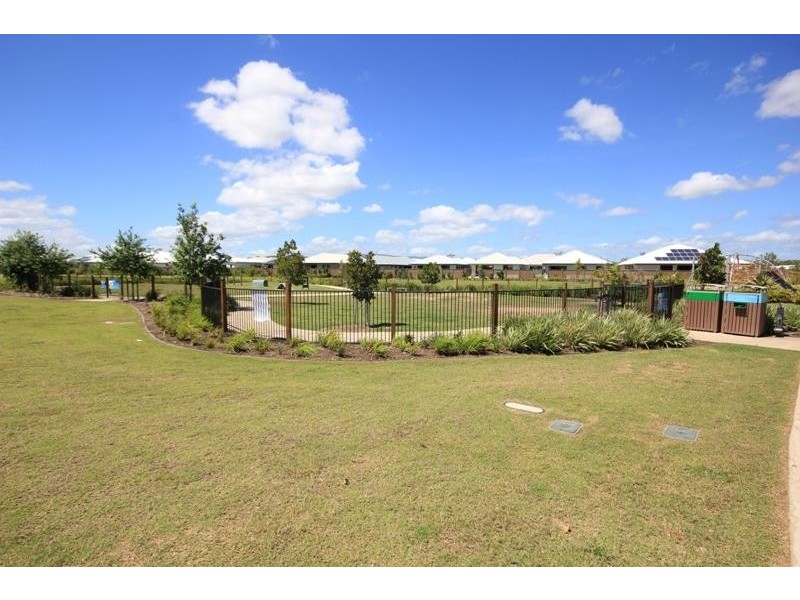 10b Sunhaven Boulevard, Burdell QLD 4818