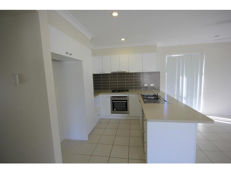 18 Yarra Crescent, Kelso QLD 4815