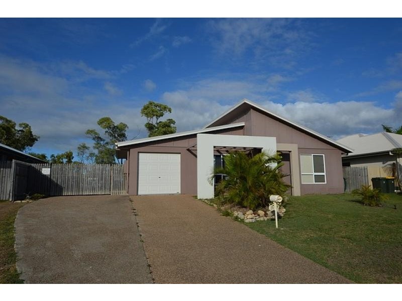 29 Wexford Crescent, Mount Low QLD 4818