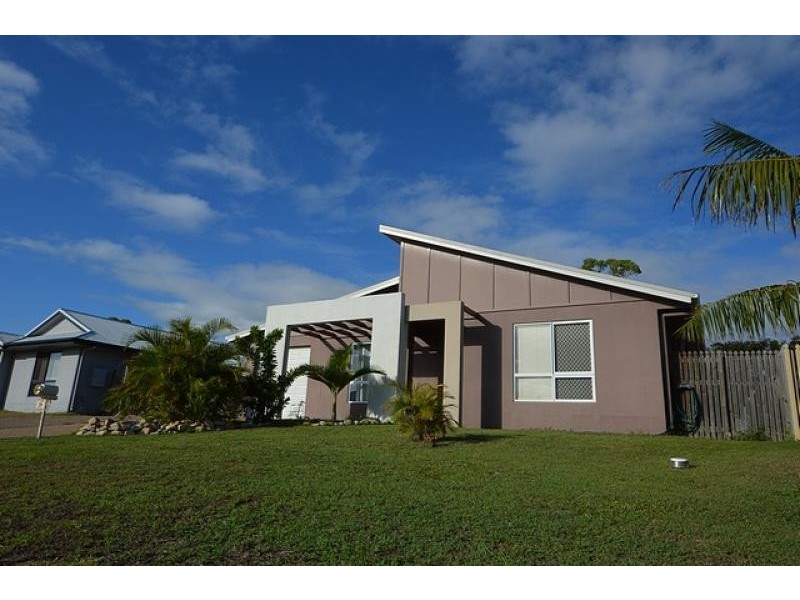 29 Wexford Crescent, Mount Low QLD 4818