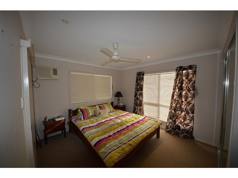 29 Wexford Crescent, Mount Low QLD 4818