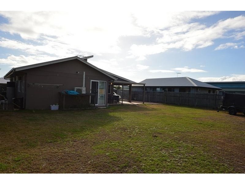 29 Wexford Crescent, Mount Low QLD 4818