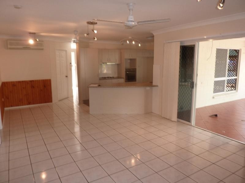 16 CURRAWONG Street, Condon QLD 4815