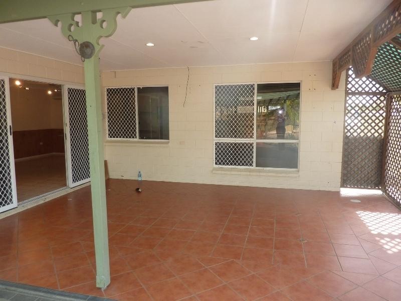 16 CURRAWONG Street, Condon QLD 4815