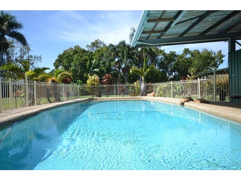 1155 Riverway  Drive, Rasmussen QLD 4815